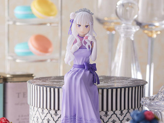 Re:Zero Starting Life in Another World Emilia (Dressed Up Party Ver.) Premium Perching Figure