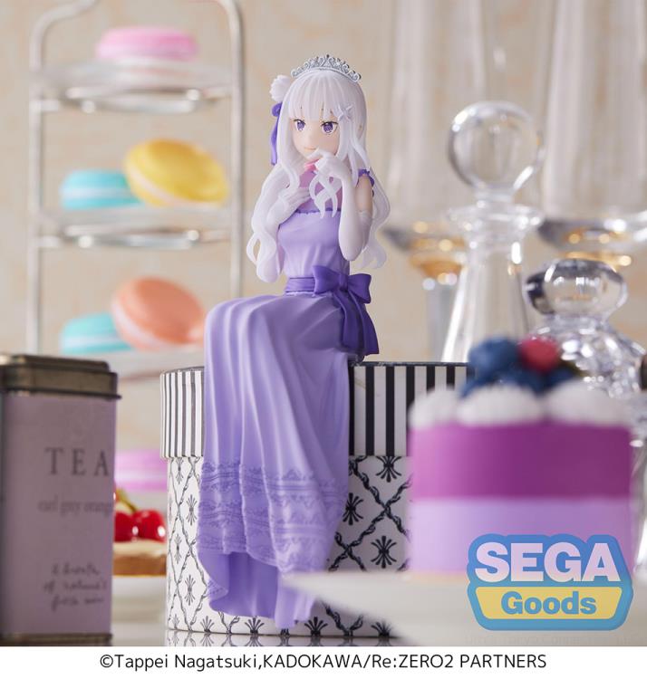 Re:Zero Starting Life in Another World Emilia (Dressed Up Party Ver.) Premium Perching Figure